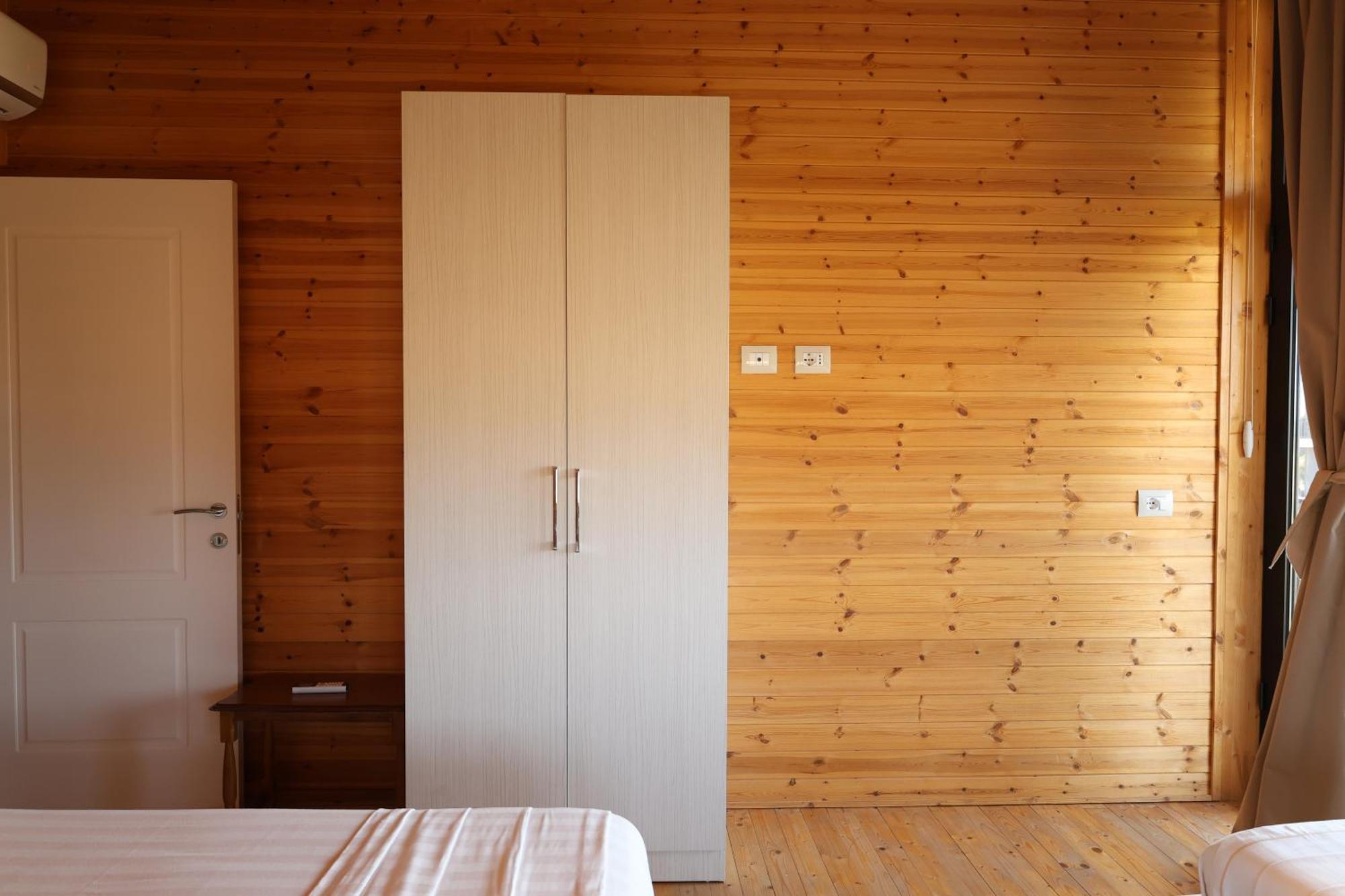 Posh Villa 2 Кавая Екстериор снимка