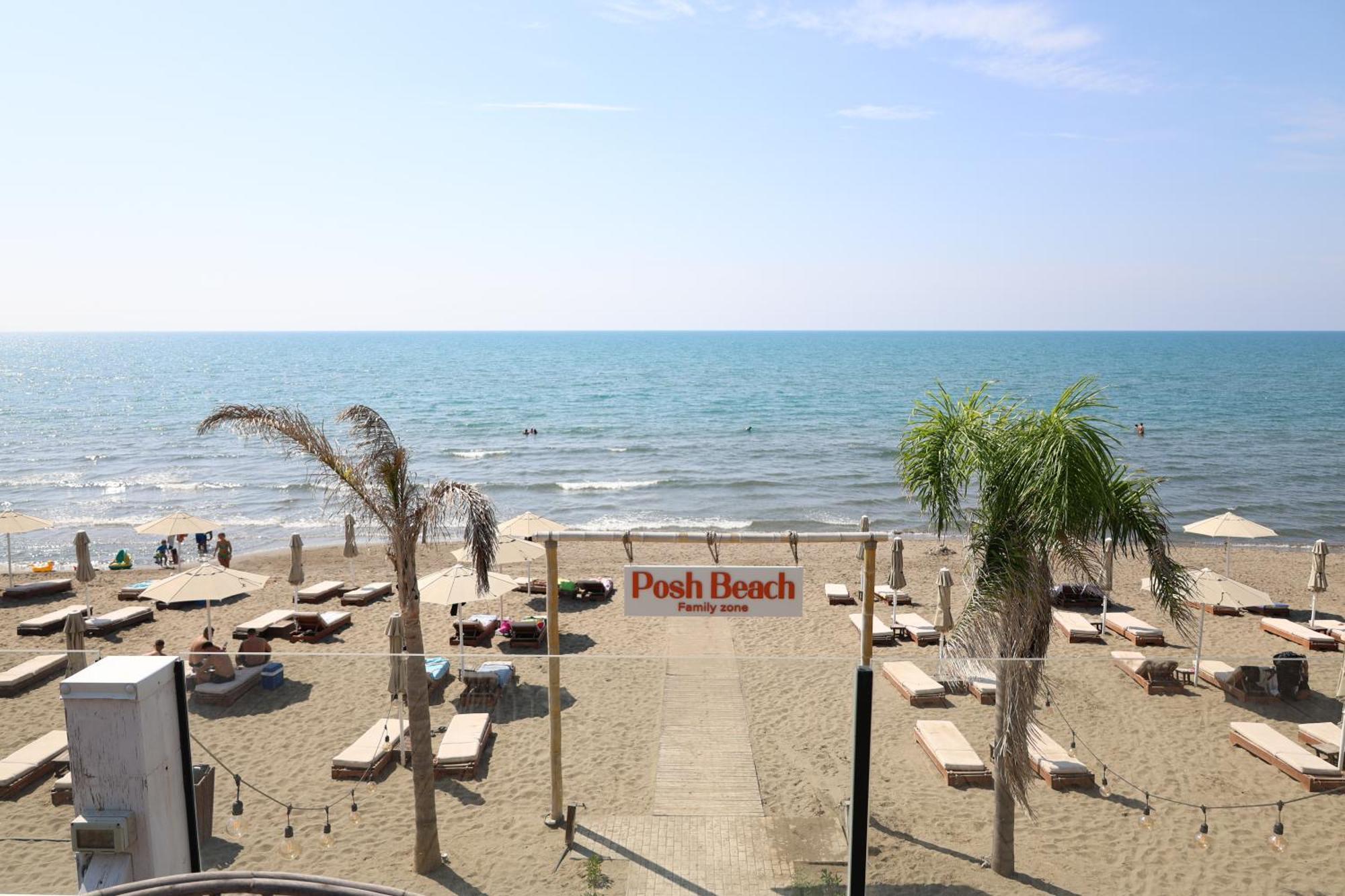 Posh Villa 2 Кавая Екстериор снимка