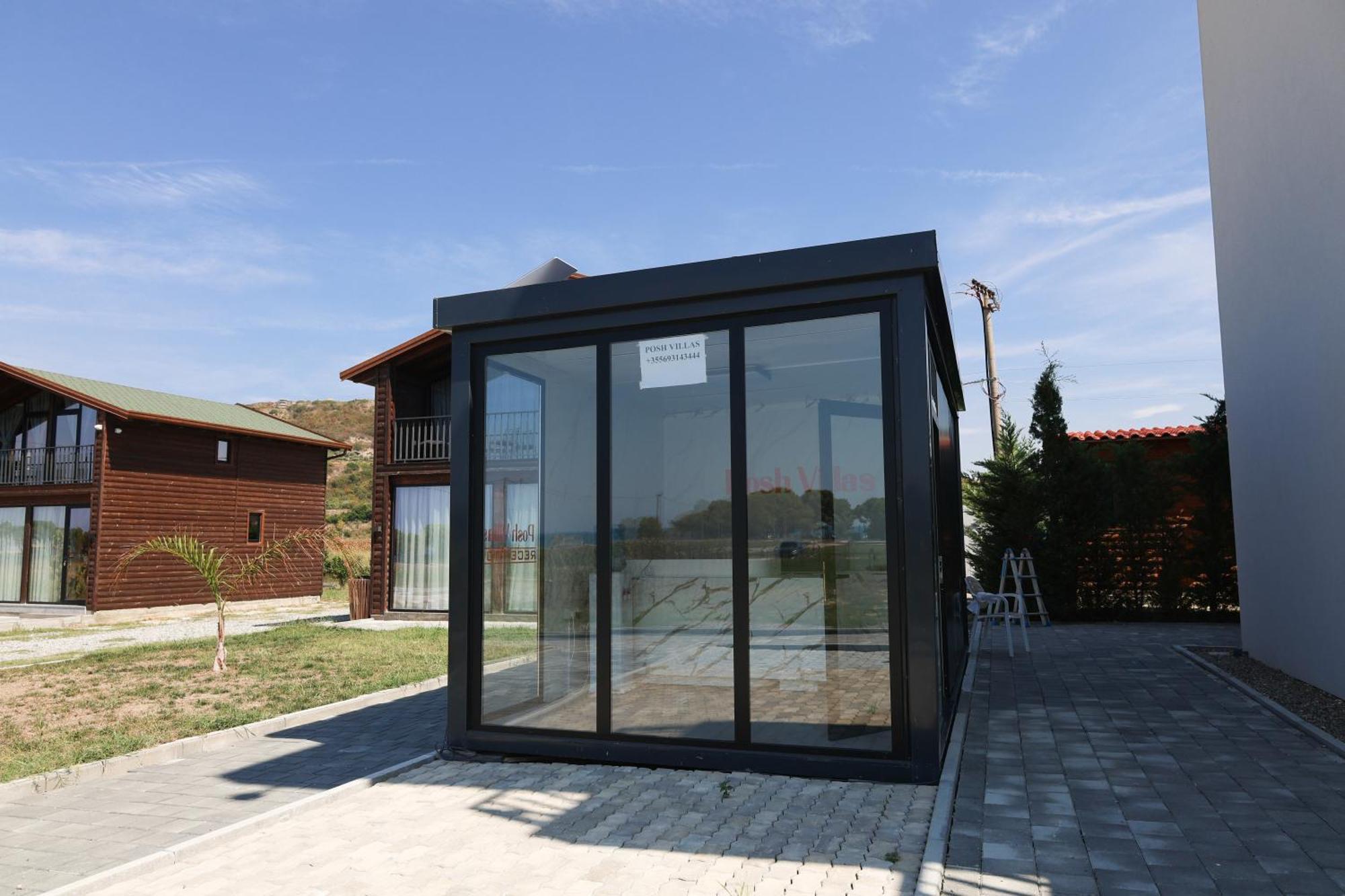 Posh Villa 2 Кавая Екстериор снимка